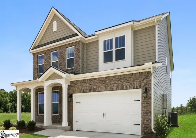 Photo 2 of Single family home for sale at 112 Sweetwood Ln, Simpsonville, SC 29680 | MLS# 1590646 | Listing updated on 2026-08-31