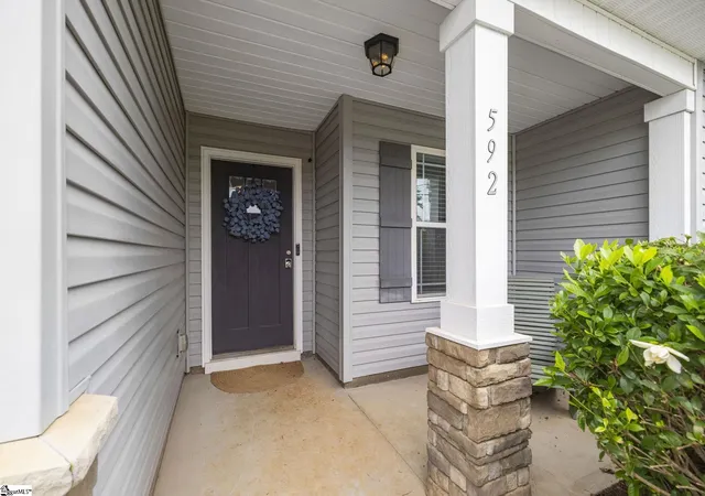 Photo 3 of Single family home for sale at 592 Hammett Store Rd, Lyman, SC 29365 | MLS# 1599054 | Listing updated on 2026-09-18