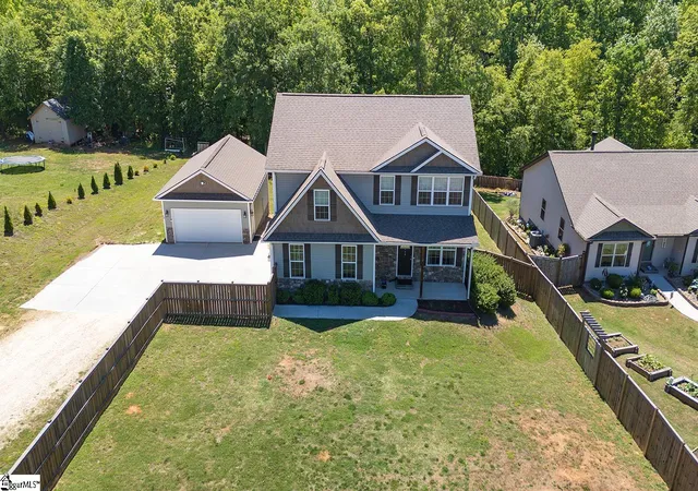 Homes for sale in Lyman, SC | 79 Lyman Lake Rd, Lyman, SC 29365 | MLS# 1591797