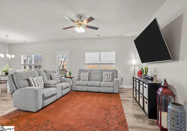Photo 4 of Single family home for sale at 113 Mcfarlin St, Easley, SC 29640 | MLS# 1600404 | Listing updated on 2026-10-22