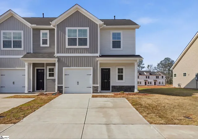 Homes for sale in Greenwood, SC | 301 Lilac Loop, Greenwood, SC 29646 | MLS# 1596714