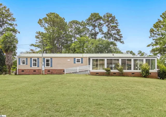Photo 2 of Single family home for sale at 32 Hall St, Cross Hill, SC 29332 | MLS# 1598714 | Listing updated on 2026-08-29