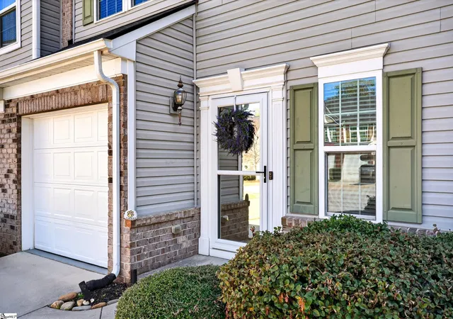 Photo 1 of Townhouse for sale at 475 Woodbark Ct, Mauldin, SC 29662 | MLS# 1585835 | Listing updated on 2026-08-18