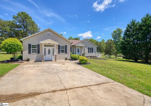 Photo 44 of Single family home for sale at 103 Cheyenne Ridge Trl, Campobello, SC 29322 | MLS# 1581944 | Listing updated on 2026-08-11