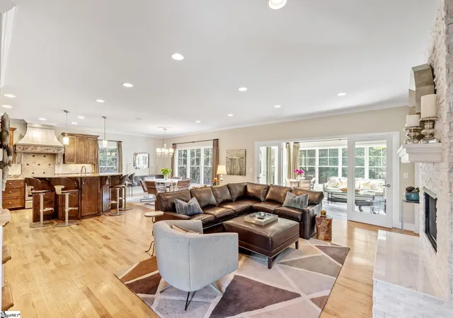 Photo 3 of Single family home for sale at 108 Mount Vista Ave, Greenville, SC 29605 | MLS# 1601122 | Listing updated on 2026-08-17