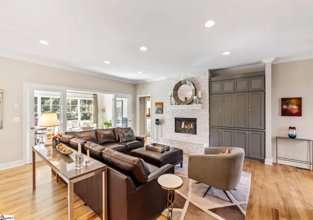 Photo 4 of Single family home for sale at 108 Mount Vista Ave, Greenville, SC 29605 | MLS# 1601122 | Listing updated on 2026-08-17