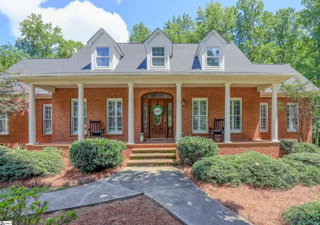 Photo 2 of Single family home for sale at 106 Players Dr, Easley, SC 29642 | MLS# 1599928 | Listing updated on 2026-08-05