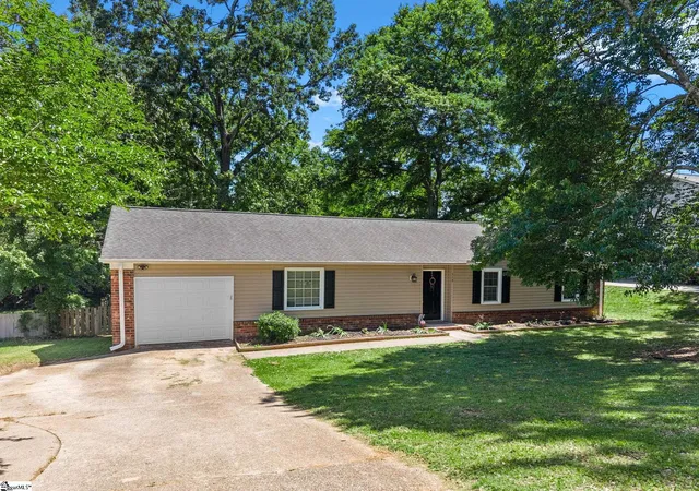 Photo 1 of Single family home for sale at 112 Canebrake Cir, Greer, SC 29650 | MLS# 1589924 | Listing updated on 2026-08-18