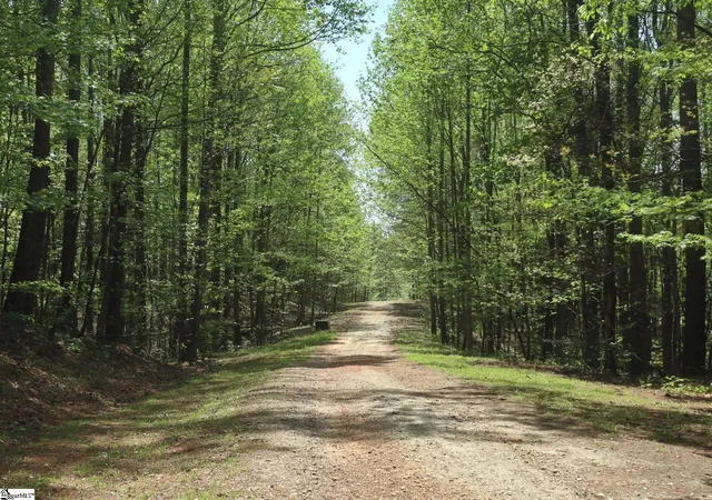 Photo 3 of House for sale at 23 Belk Rd, Travelers Rest, SC 29690 | MLS# 1587492 | Listing updated on 2026-04-08