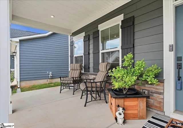 3rd image of 132 Dunroyal Rd, Fountain Inn, SC 29644 | MLS# 1594578