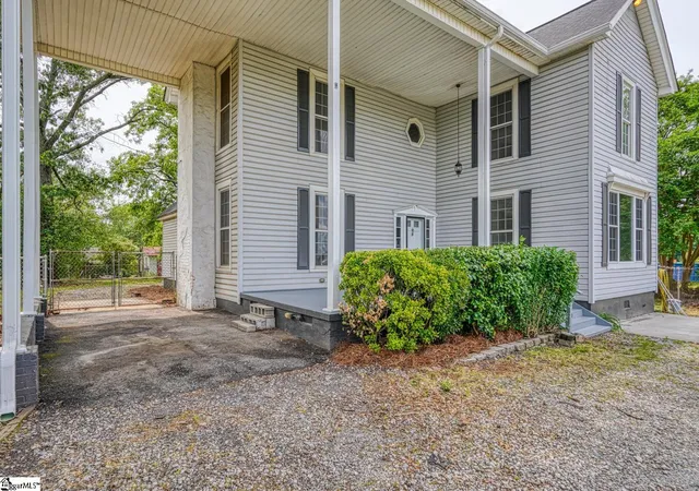 Photo 2 of Single family home for sale at 4279 N Blackstock Rd, Spartanburg, SC 29301 | MLS# 1591835 | Listing updated on 2026-08-27