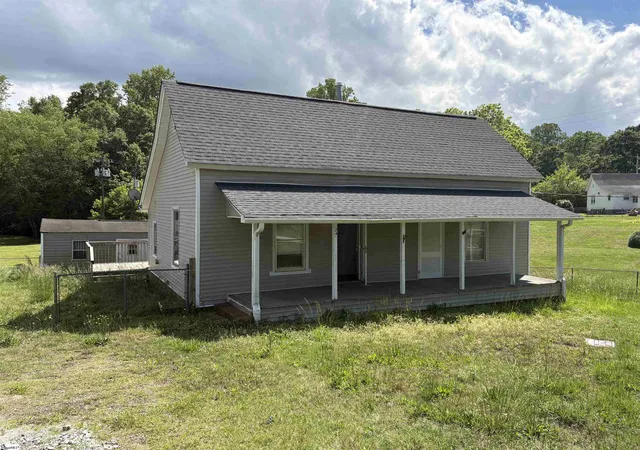 Homes for sale in Pelzer, SC | 24 Adger St, Pelzer, SC 29669 | MLS# 1593741