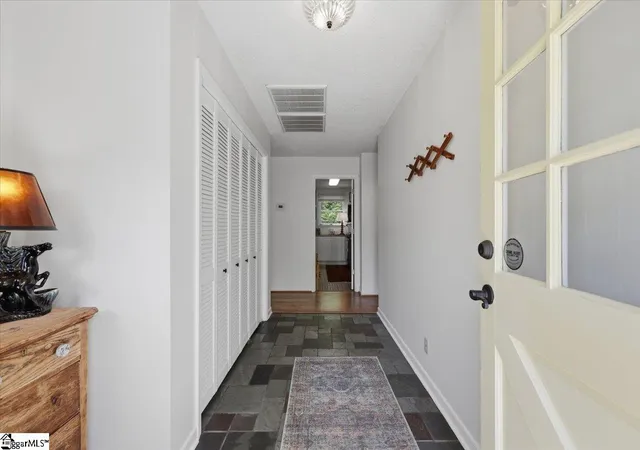 Photo 3 of Single family home for sale at 1318 Earls Bridge Rd, Easley, SC 29640 | MLS# 1589469 | Listing updated on 2026-08-25
