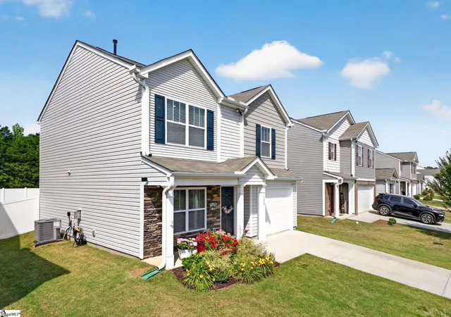 Homes for sale in Fountain Inn, SC | 139 Boxbury Wy, Fountain Inn, SC 29644 | MLS# 1592715