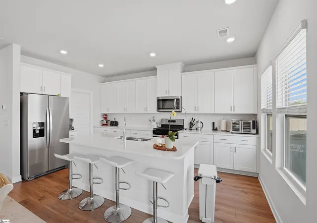 Photo 3 of Single family home for sale at 1720 Greenpath Ln, Moore, SC 29369 | MLS# 1597743 | Listing updated on 2026-07-15