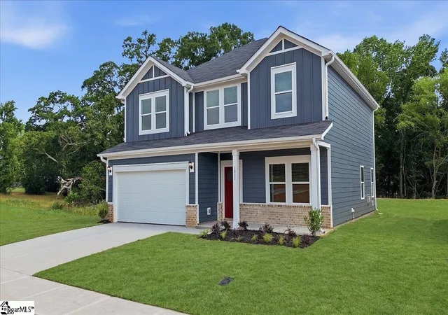 Photo 3 of Single family home for sale at 1011 Southwell Dr, Anderson, SC 29624 | MLS# 1593438 | Listing updated on 2026-09-02