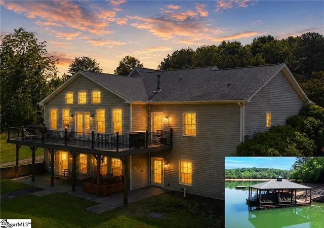 Homes for sale in Seneca, SC | 109 Martins Pointe Dr, Seneca, SC 29678 | MLS# 1595791