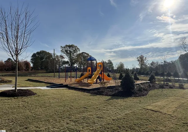 4th image of 253 Castlebar St #Lot 13, Woodruff, SC 29388 | MLS# 1590213