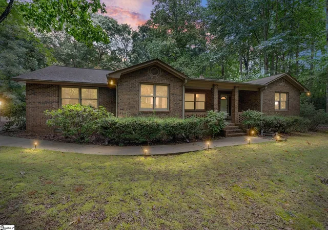 Photo 1 of Single family home for sale at 125 N Fork Dr, Anderson, SC 29621 | MLS# 1600299 | Listing updated on 2026-09-19