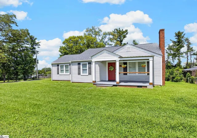Photo 1 of Single family home for sale at 108 Mountain View Ave, Greer, SC 29650 | MLS# 1601550 | Listing updated on 2026-09-10