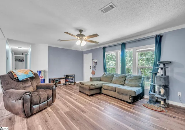 Photo 3 of Manufactured home for sale at 113 San Lucas Ln, Belton, SC 29627 | MLS# 1598240 | Listing updated on 2026-09-23