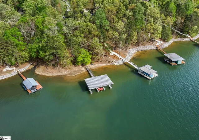 Homes for sale in Fair Play, SC | 467 Overlook Dr, Fair Play, SC 29643 | MLS# 1589218