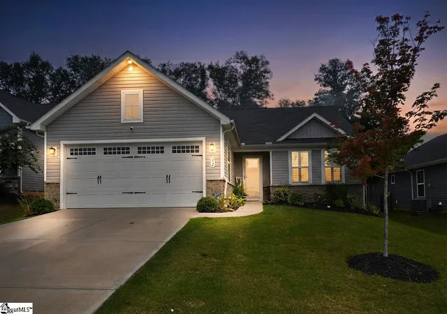 Photo 1 of Single family home for sale at 72 Timberwild Dr, Greenville, SC 29605 | MLS# 1601535 | Listing updated on 2026-09-10