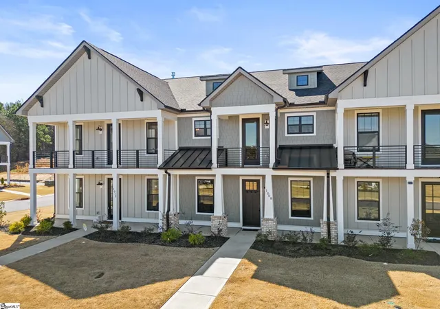 Photo 2 of Townhouse for sale at 1008 Zinfandel Way, Duncan, SC 29334 | MLS# 1566882 | Listing updated on 2026-09-01