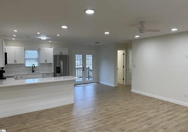 Photo 3 of Sale Pending at 585 Cannon Ford Rd, Inman, SC 29349 | MLS# 1579500 | Listing updated on 2026-08-26