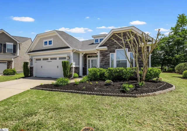 Homes for sale in Simpsonville, SC | 432 Fieldsview Ln, Simpsonville, SC 29681 | MLS# 1590120