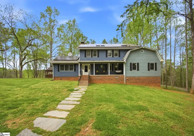 Photo 1 of Single family home for sale at 646 Flat Shoals Rd, Walhalla, SC 29691 | MLS# 1587891 | Listing updated on 2026-09-02