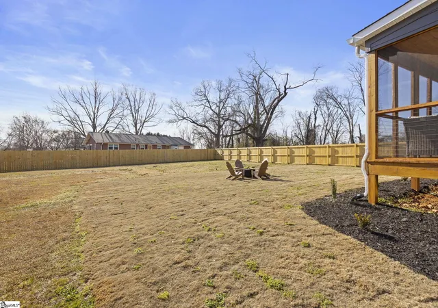 Photo 2 of Sale Pending at 11 Shubuta Ct, Greenville, SC 29617 | MLS# 1598281 | Listing updated on 2026-08-22