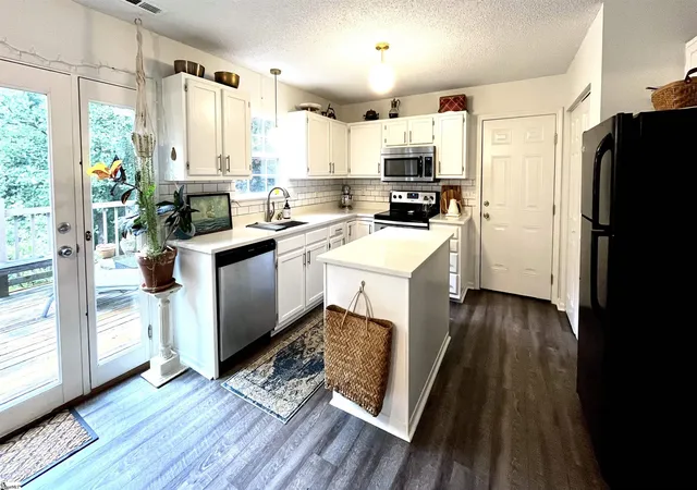 Photo 3 of Single family home for sale at 107 Riverside Chase Cir, Greer, SC 29650 | MLS# 1597118 | Listing updated on 2026-09-04