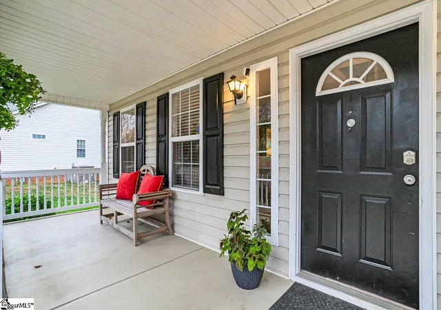 Homes for sale in Taylors, SC | 500 E Mountain Creek Rd, Taylors, SC 29687 | MLS# 1584744