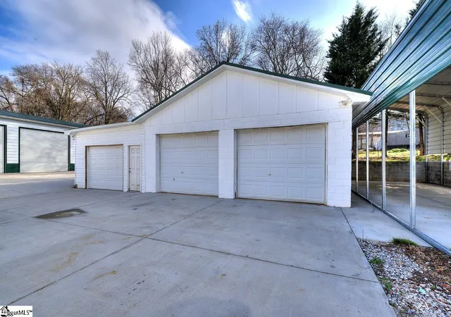 50th image of 315 Ivydale Dr, Greenville, SC 29609 | MLS# 1583860