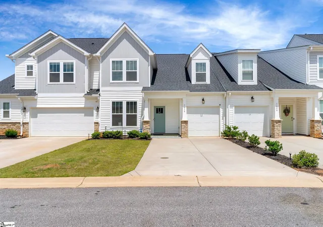 Photo 1 of Townhouse for sale at 1610 Chelmsford Ct, Spartanburg, SC 29301 | MLS# 1597309 | Listing updated on 2026-09-14