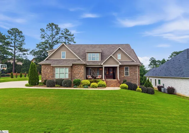 Photo 1 of Sale Pending at 617 Crowe Creek Trl, Inman, SC 29349 | MLS# 1600599 | Listing updated on 2026-09-01