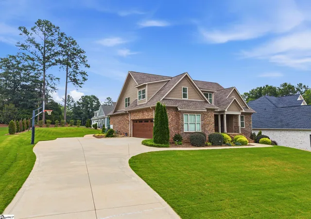 Photo 2 of Sale Pending at 617 Crowe Creek Trl, Inman, SC 29349 | MLS# 1600599 | Listing updated on 2026-09-01