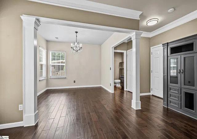 Photo 4 of Single family home for sale at 211 Keelin Ln, Greer, SC 29650 | MLS# 1596690 | Listing updated on 2026-08-18