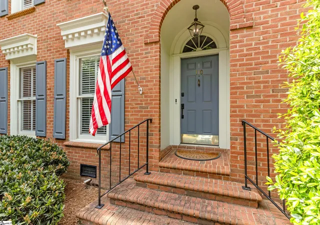 Photo 2 of Townhouse for sale at 110 Kilkenney Ct, Greenville, SC 29615 | MLS# 1596987 | Listing updated on 2026-08-14