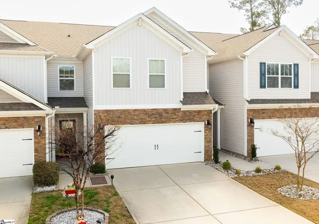 Homes for sale in Spartanburg, SC | 419 Ingram Trl, Spartanburg, SC 29306 | MLS# 1585059