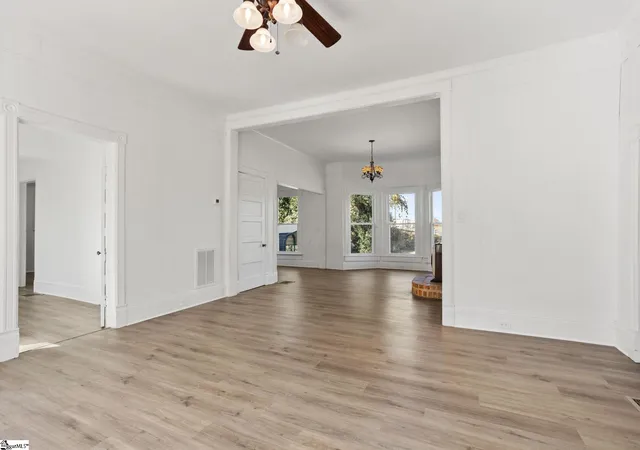 Photo 4 of Single family home for sale at 5994 N Old Laurens Rd, Gray Court, SC 29645 | MLS# 1599695 | Listing updated on 2026-08-04