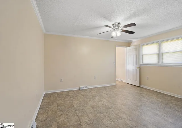 Photo 3 of Single family home for sale at 107 Grove St, Clinton, SC 29325 | MLS# 1597483 | Listing updated on 2026-07-11