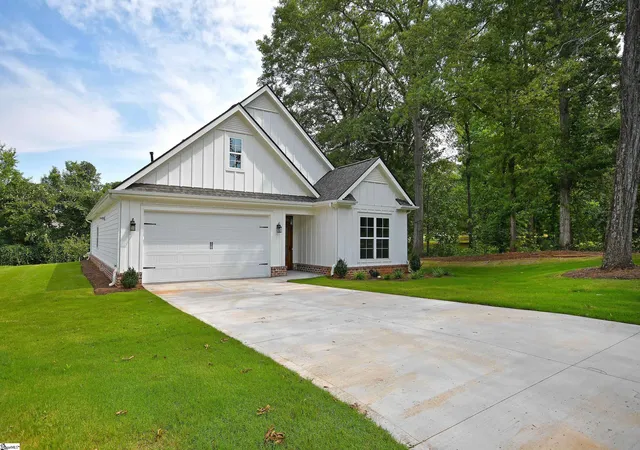 Photo 3 of Single family home for sale at 101 E C Ave #Lot B, Easley, SC 29640 | MLS# 1599028 | Listing updated on 2026-07-28