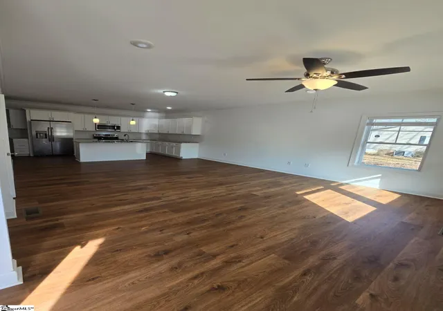 3rd image of 109 Lynn Ave, Laurens, SC 29360 | MLS# 1578882