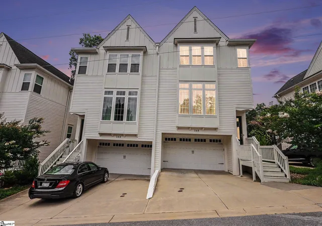 Townhouse for sale at 168 Silver Hill St, Spartanburg, SC 29302 | MLS# 1595069