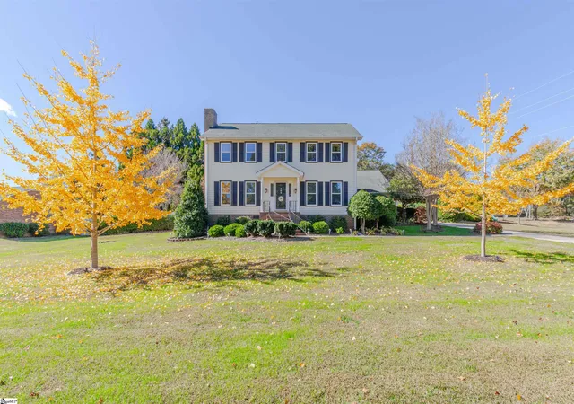 Photo 2 of Single family home for sale at 102 Yorkshire Dr, Anderson, SC 29625 | MLS# 1598510 | Listing updated on 2026-07-22