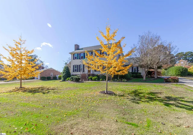 Photo 3 of Single family home for sale at 102 Yorkshire Dr, Anderson, SC 29625 | MLS# 1598510 | Listing updated on 2026-07-22