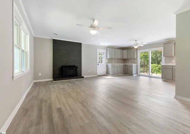 Photo 3 of Single family home for sale at 2428 Mt Lebanon Rd, Buffalo, SC 29321 | MLS# 1600919 | Listing updated on 2026-08-14