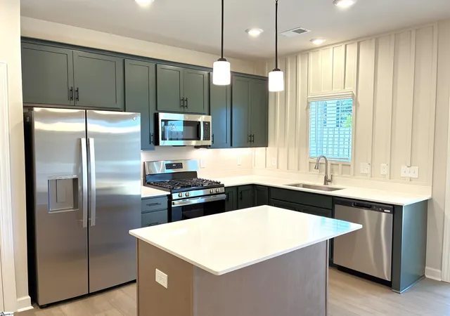 Photo 2 of Townhouse for sale at 117 Rock Cress Trl, Greenville, SC 29607 | MLS# 1598594 | Listing updated on 2026-07-23